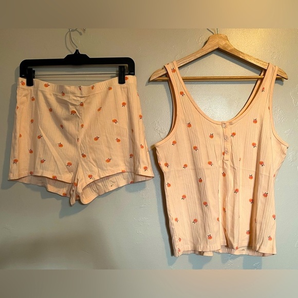 H&M Peach Print Women's Sleepwear Set - Picture 2 of 13